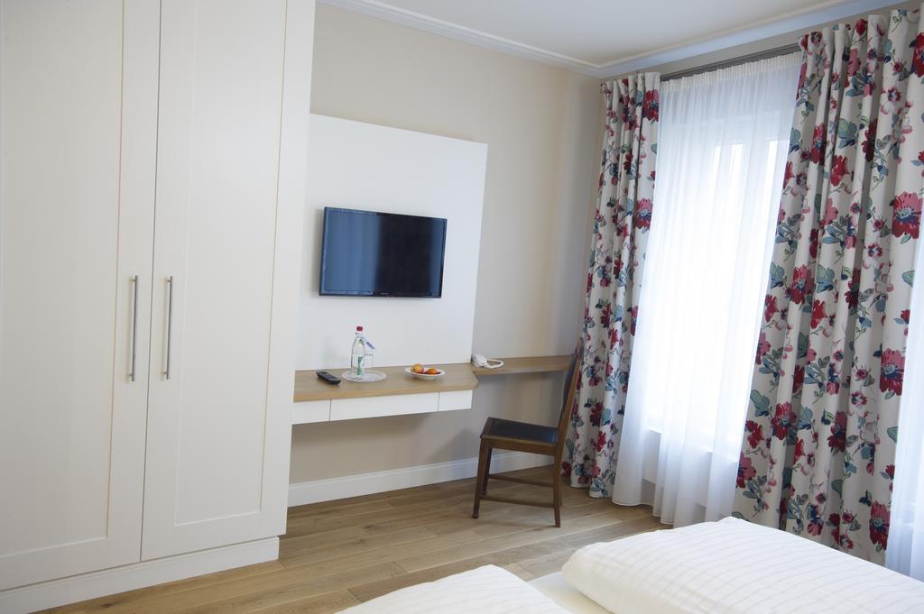 Geniesserhotel Limbacher Herrieden Extérieur photo
